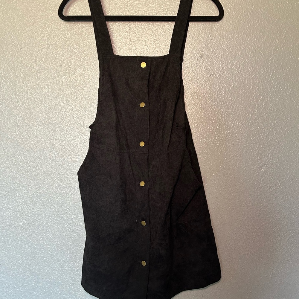 Black overall skirt
